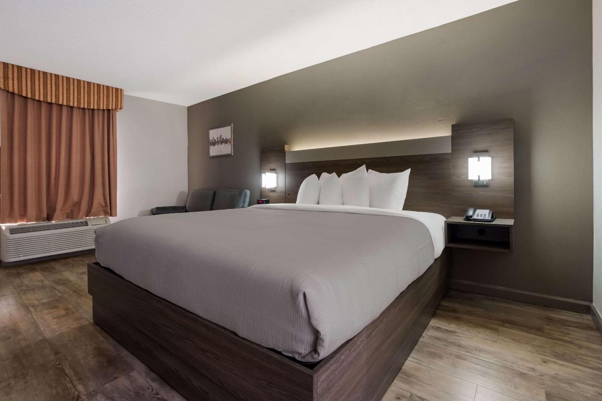 Quality Inn Fort Jackson Колумбія Екстер'єр фото