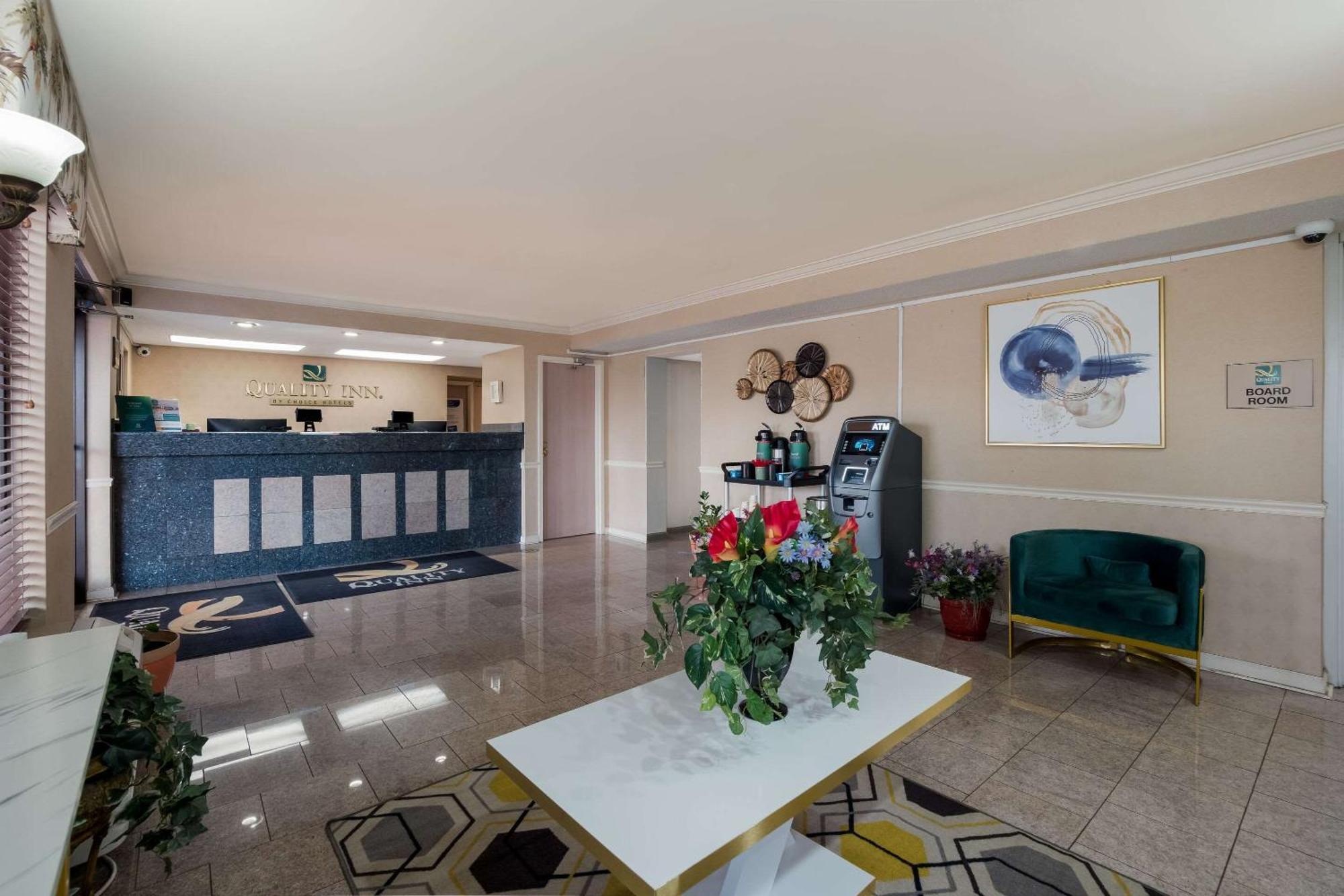 Quality Inn Fort Jackson Колумбія Екстер'єр фото
