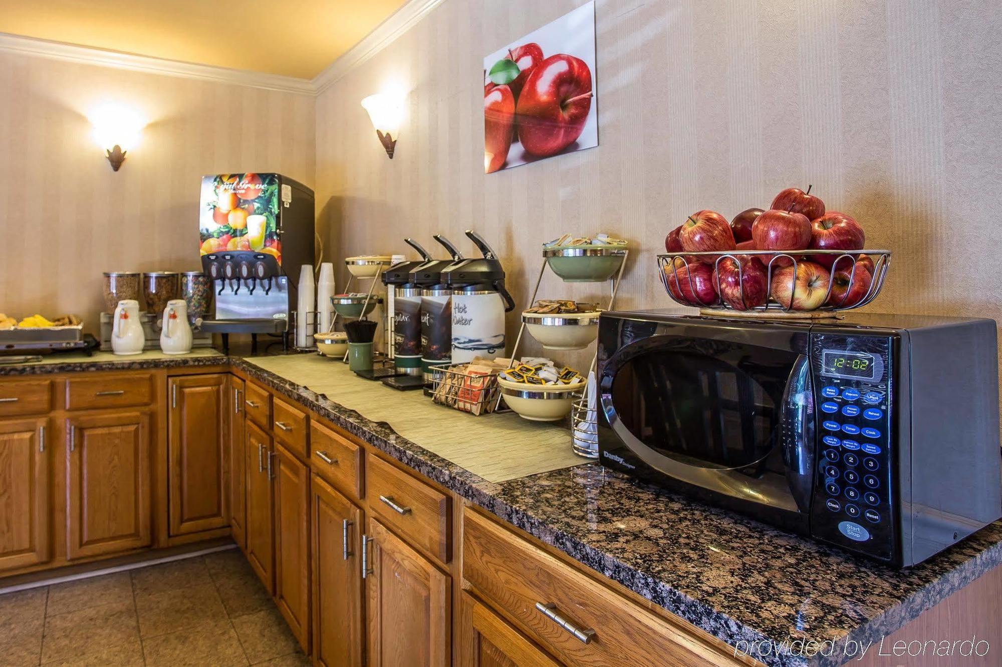 Quality Inn Fort Jackson Колумбія Екстер'єр фото