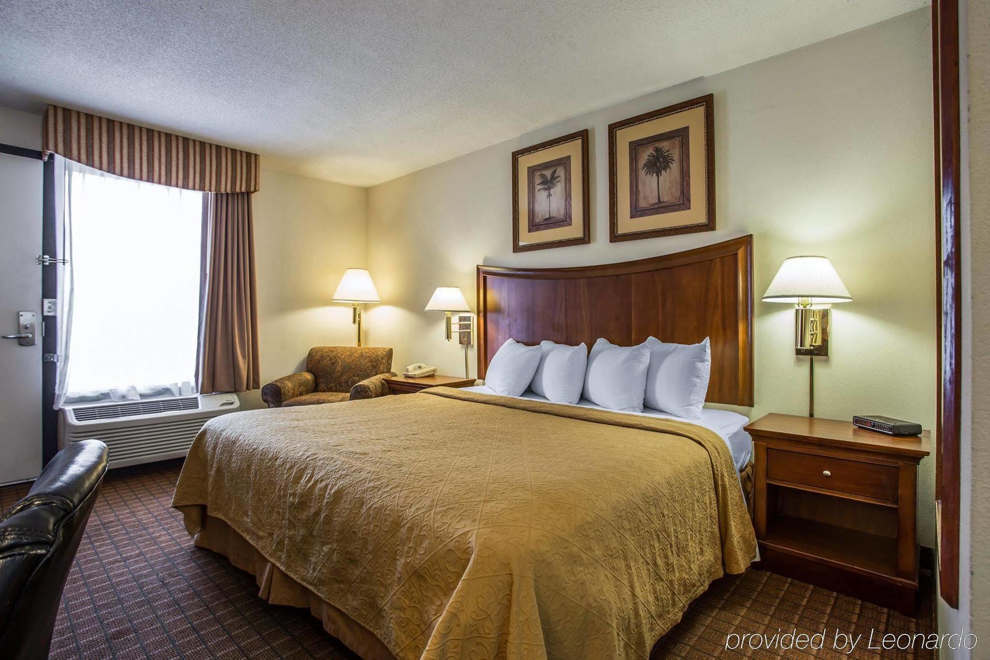 Quality Inn Fort Jackson Колумбія Екстер'єр фото