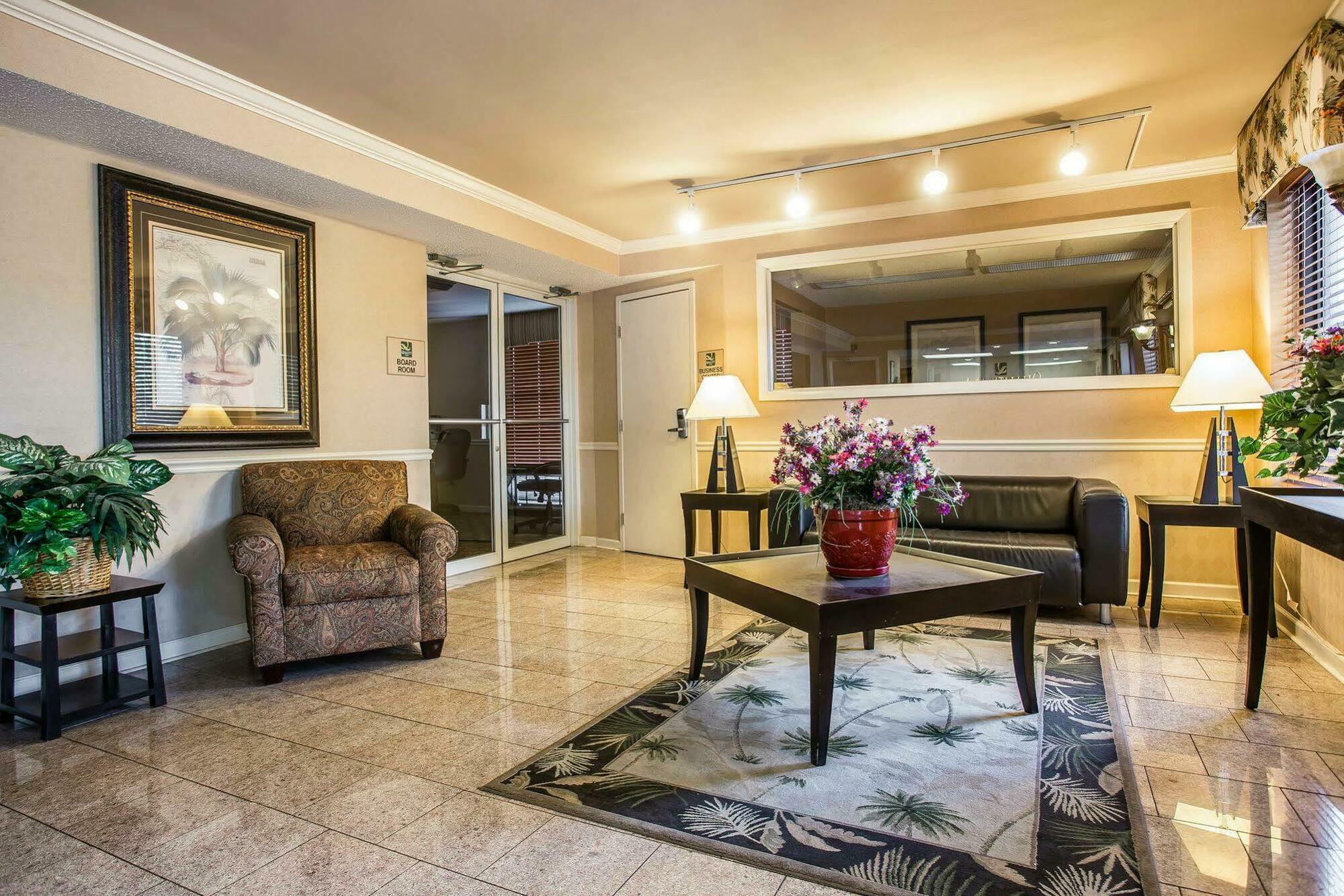 Quality Inn Fort Jackson Колумбія Екстер'єр фото